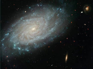 the NGC 3.370 Galaxy - 10 Galaksi Paling Indah Di Alam Semesta - Simbya