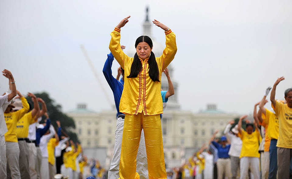 Between Heaven and Earth The mystery of Falun Gong