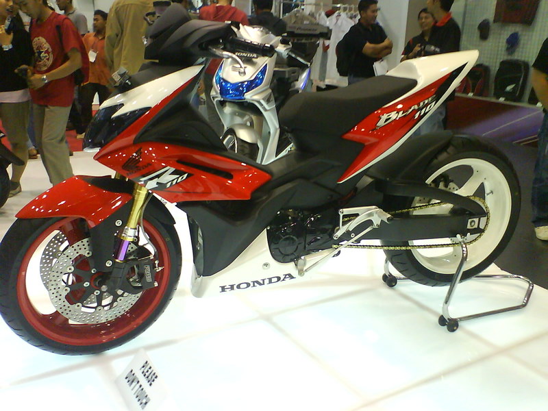 unfortunately there is no clear specification of engine capacity of title=