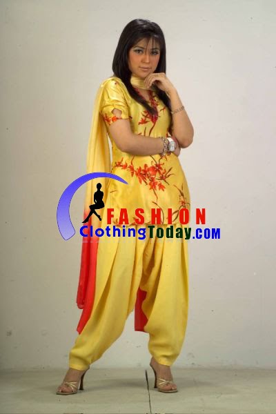 Desktop Background Designer on Patiala Fashion Style   Latest Salwar Kameez   Punjabi Designs
