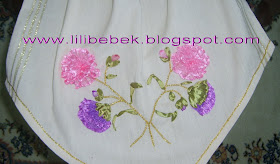 Masa Ortusu Yapma Cicekler Kurdele Oyasi Elde Nakis