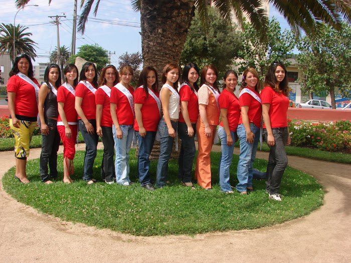 Candidatas a reina sigen alegrando y votando a ser la reina del Carnaval