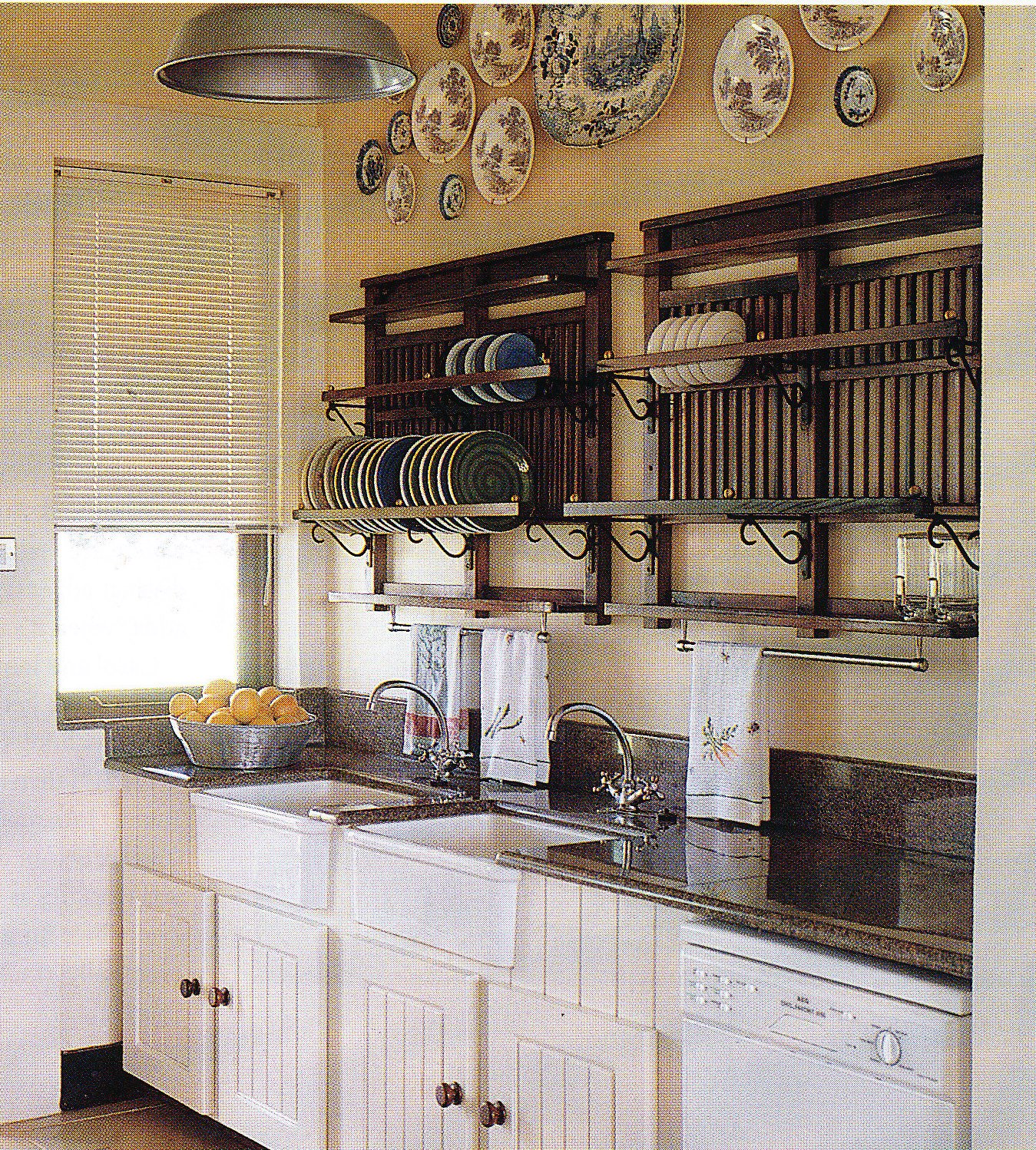 [Blog+-+African+Farm+House+Kitchen+-+CH&I.jpg]