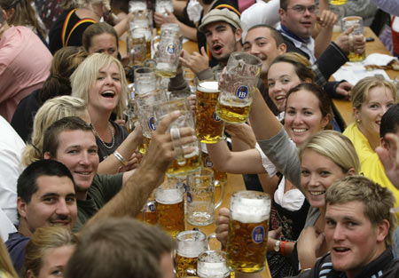 MESA+DE+PISTEADORES.jpg