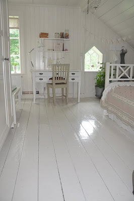 ESTILO RUSTICO: PISOS DE MADERA PINTADOS