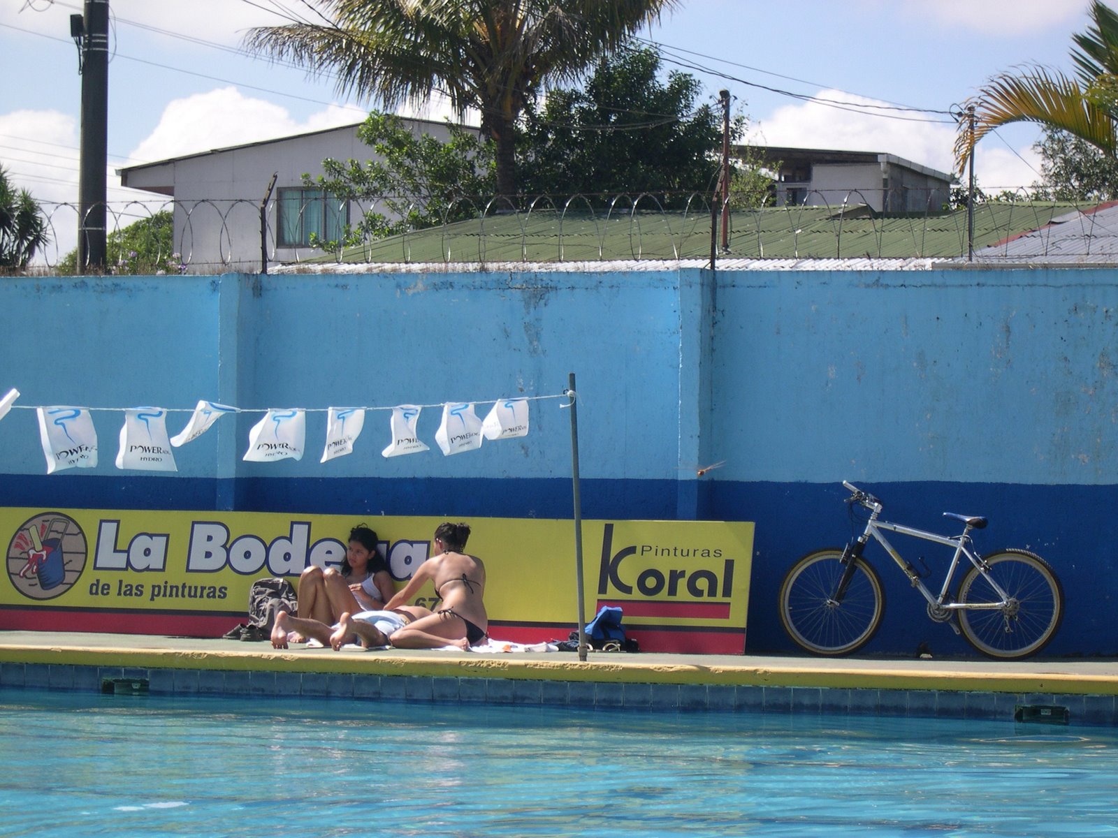 [SanRamon.pool.01.JPG]