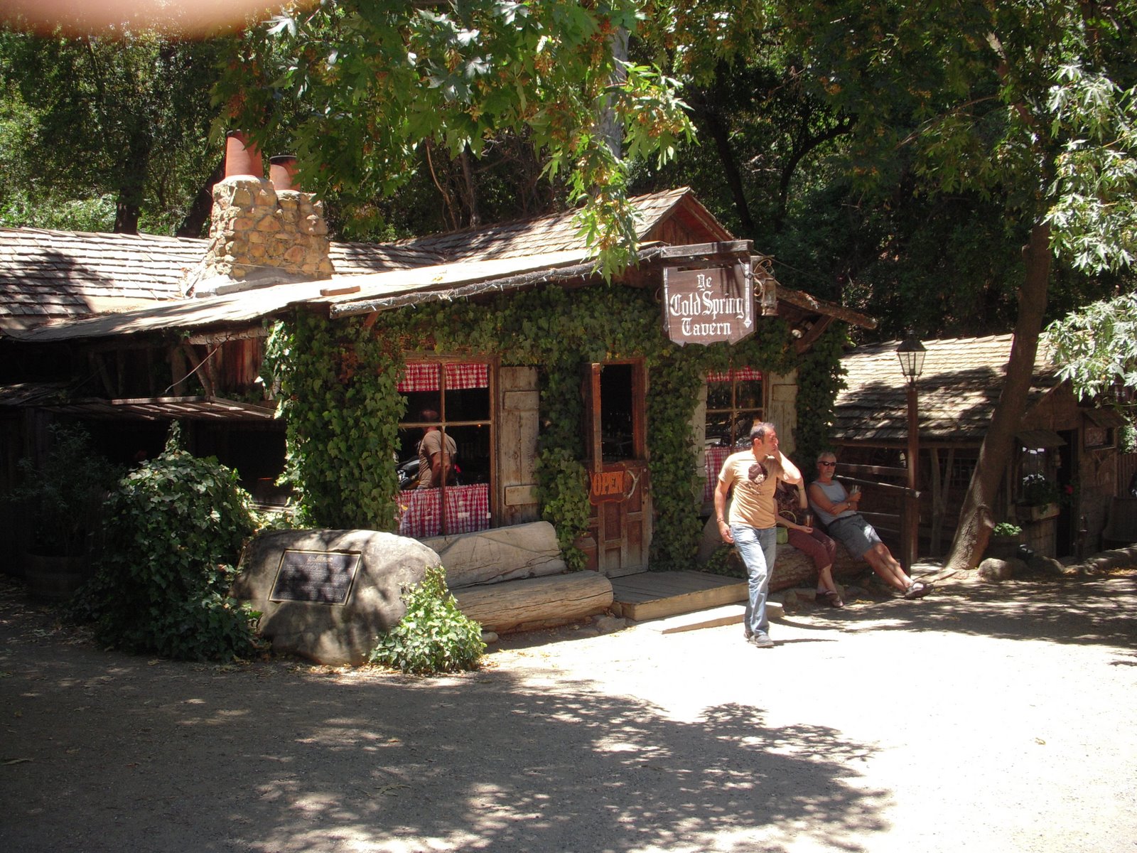 [Cold+Spring+Tavern.JPG]