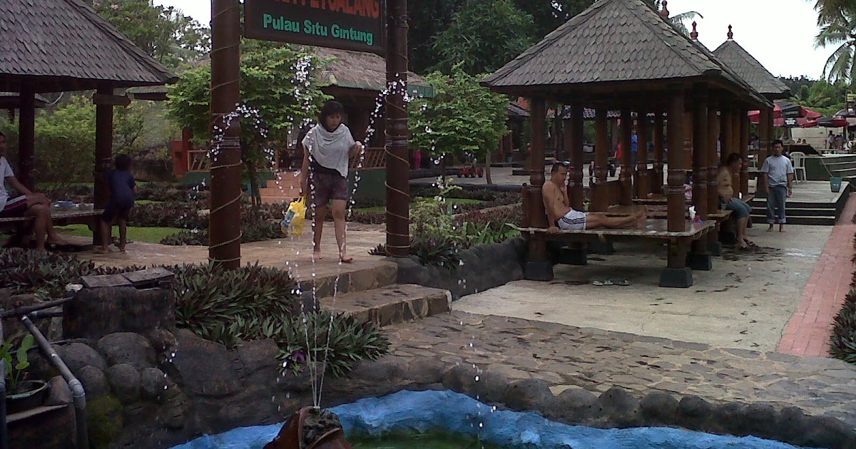 Jamil's Blog: Restoran Taman Pulau Situ Gintung