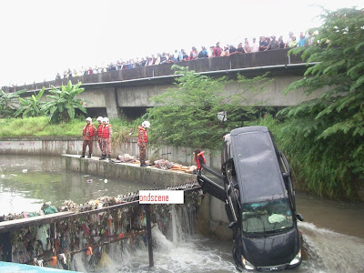 Warga Kanada maut nahas Warga Kanada maut nahas
