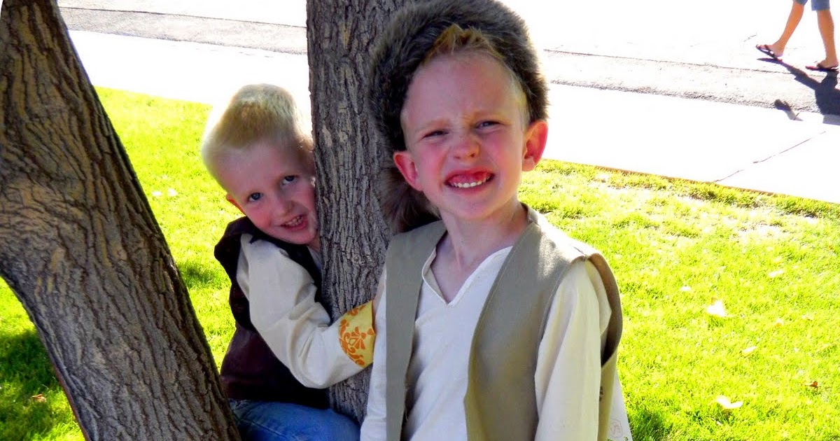 Pea Pod Creations Daniel Boone Costume