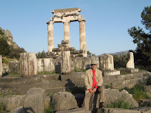 Templo de Palas Atenea a la entrada de Delfos