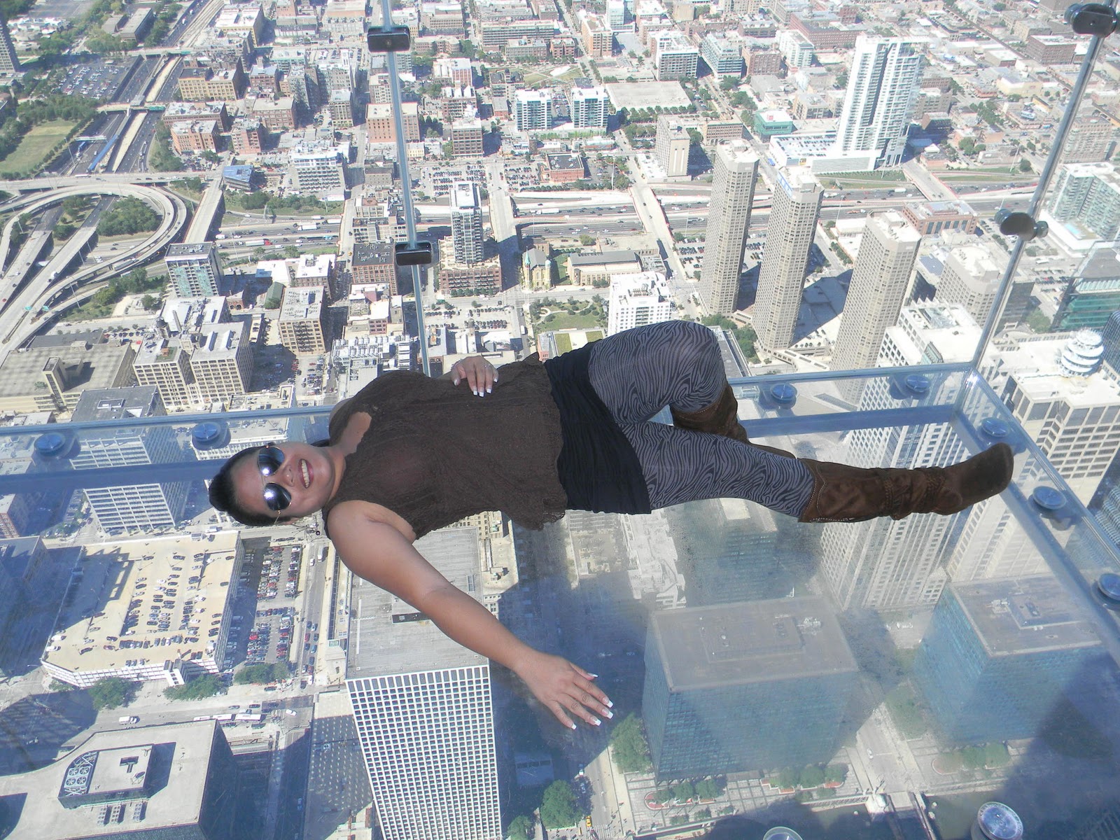 Insiders Vacation Guide: CHICAGO - VIEW FROM THE TOP - WILLIS TOWER