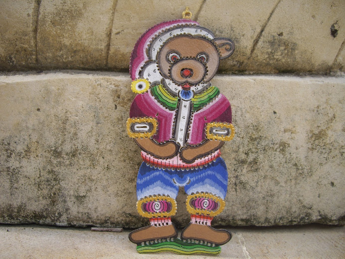 TEDDY SANTA BEAR, HANDCRAFTED IN BALI, WAYANG-KULIT-STYLE, HANGING CHRISTMAS ORNAMENT