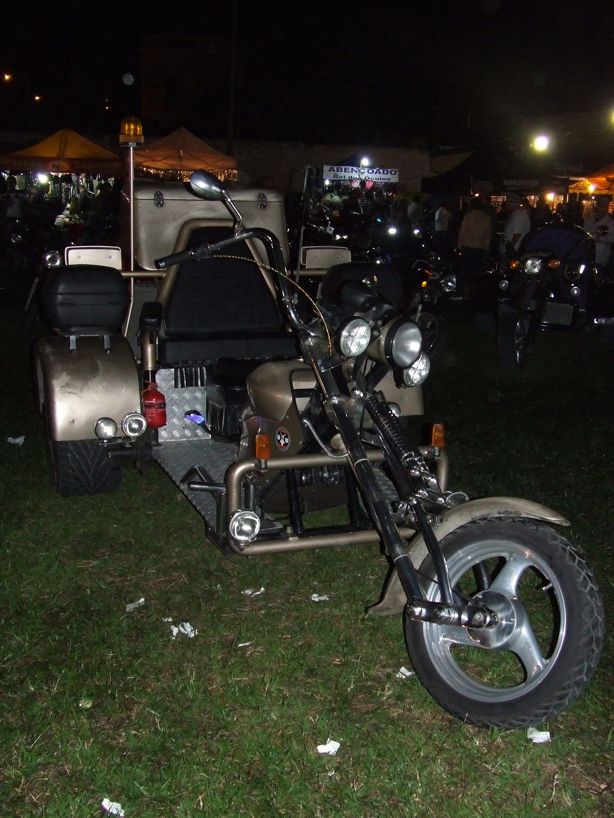 [DSCF5921.JPG]
