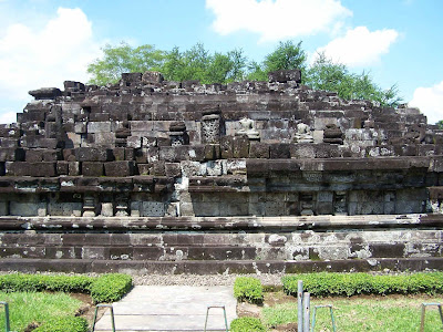 Prambanan-candi bubrah