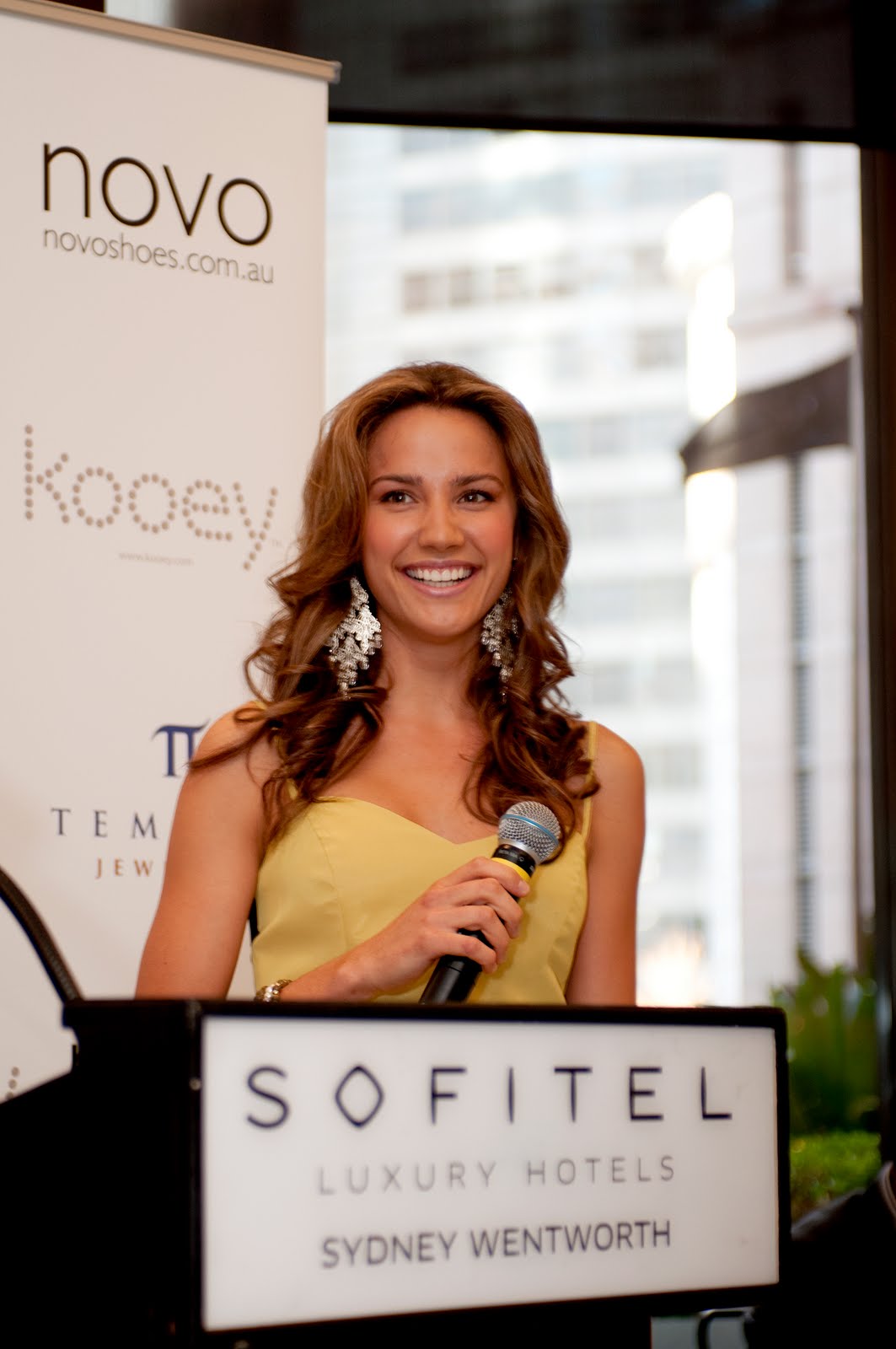 peterfarfromperfect: Rachael Finch - Global darling and Australia's pride