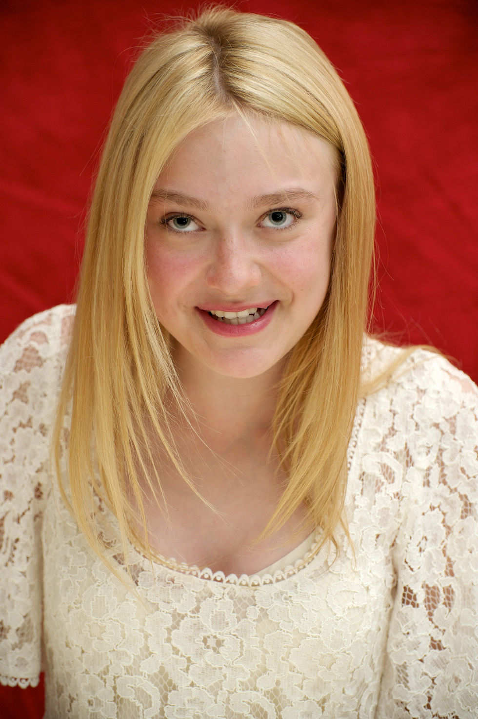 Dakota+fanning+twilight+saga