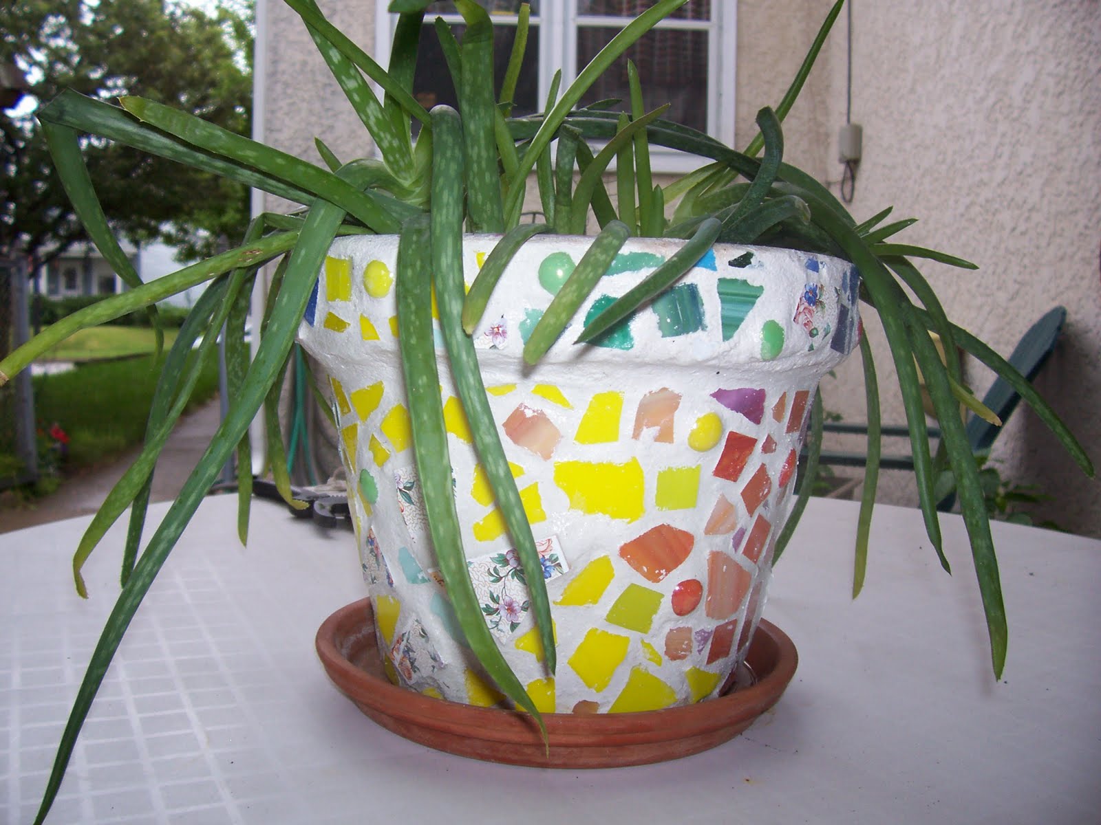 Cottage Garden Quilter Mosaic Pottery