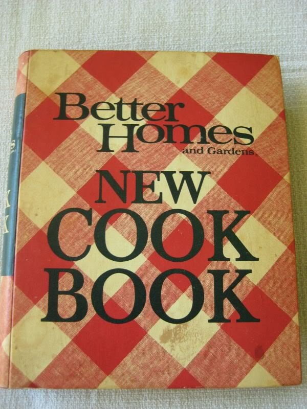 I can totally make that Vintage Monday Better Homes & Gardens Cook Book