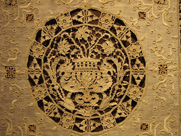 Italian Needlework: Aemilia Ars needle lace from Bologna - Part Two