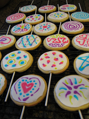 Cookie Lollipops