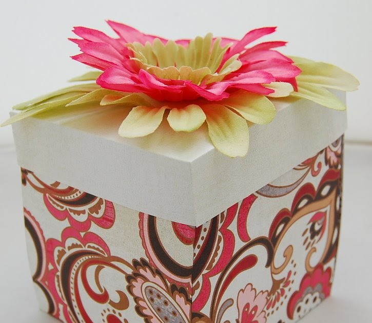 CRAFTY RED Exploding Box