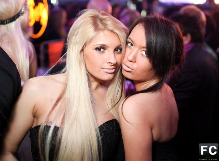 [moscow_night_clubs_21.jpg]