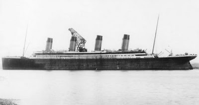 foto kapal titanic
