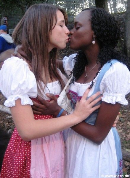 [Oktoberfest_26.jpg]