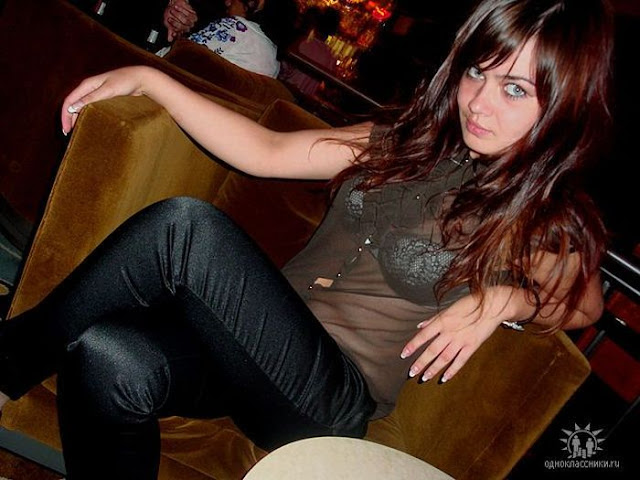 http://2.bp.blogspot.com/_mmBw3uzPnJI/TKnKFJ1md9I/AAAAAAABpV8/PwFsbAy1yiM/s1600/kristina_svechinskaya_01.jpg