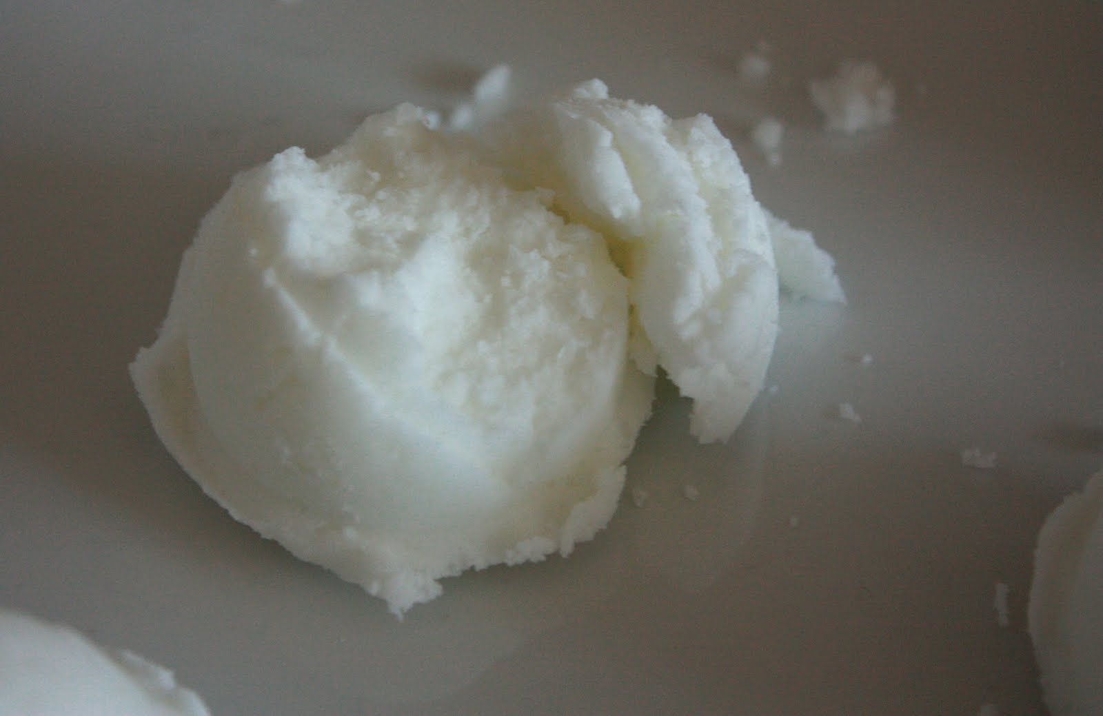 how to make homemade bath bombs.