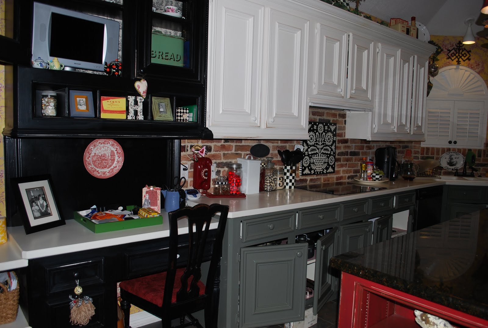 Red Wallpaper For Kitchen | hd wallon