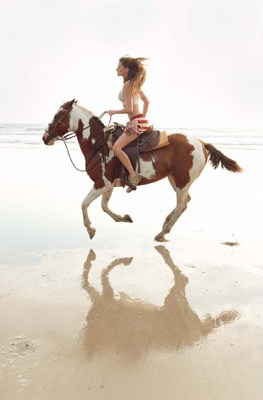 [vogue+abr10.02.jpg]