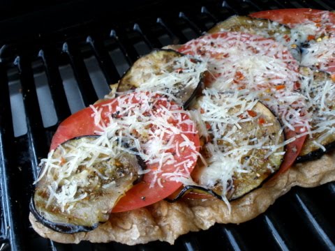 [eggplant+grilled+pizza_Design+Crush.jpg]