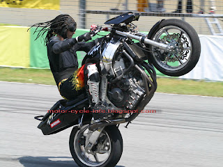 motorbike jump style show off