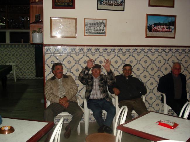 [YE4rhR100355-02.jpg]