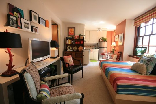 [MJ_kitchen_rect540.JPG]