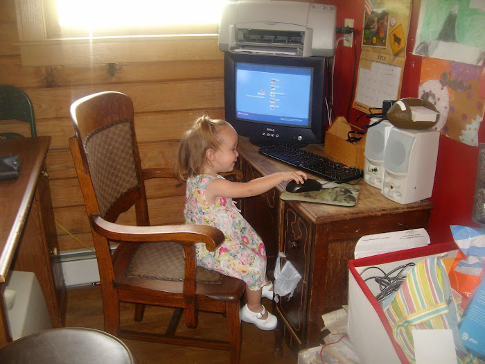 Mya on the computer