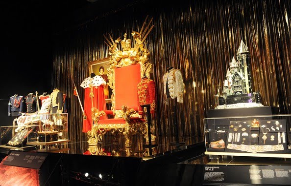 [Michael+Jackson+The+Official+Exhibition+30.jpg]