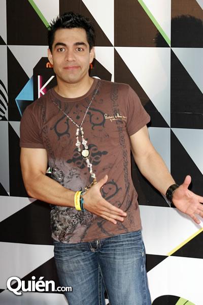http://2.bp.blogspot.com/_n5_v6IAf174/TIMSuB54NlI/AAAAAAAAA_s/sa2sc7wT5tk/s1600/altocontrast-165104-007.jpg