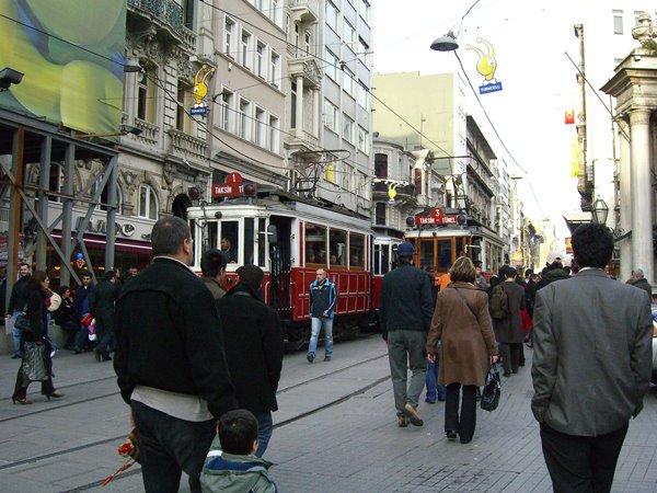 [istiklal-110209-05.jpg]