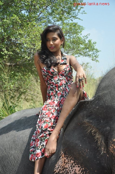 Naked lankan cute - Real Naked Girls