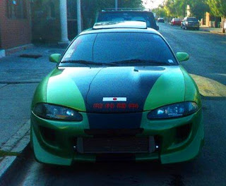 Mitsubishi Eclipse verde personalizado