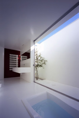 Arquitectura de Casas: Baño japonés moderno y abierto.