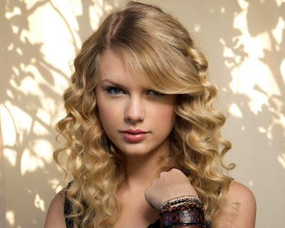 Taylor Swift Beautiful Wallpaper