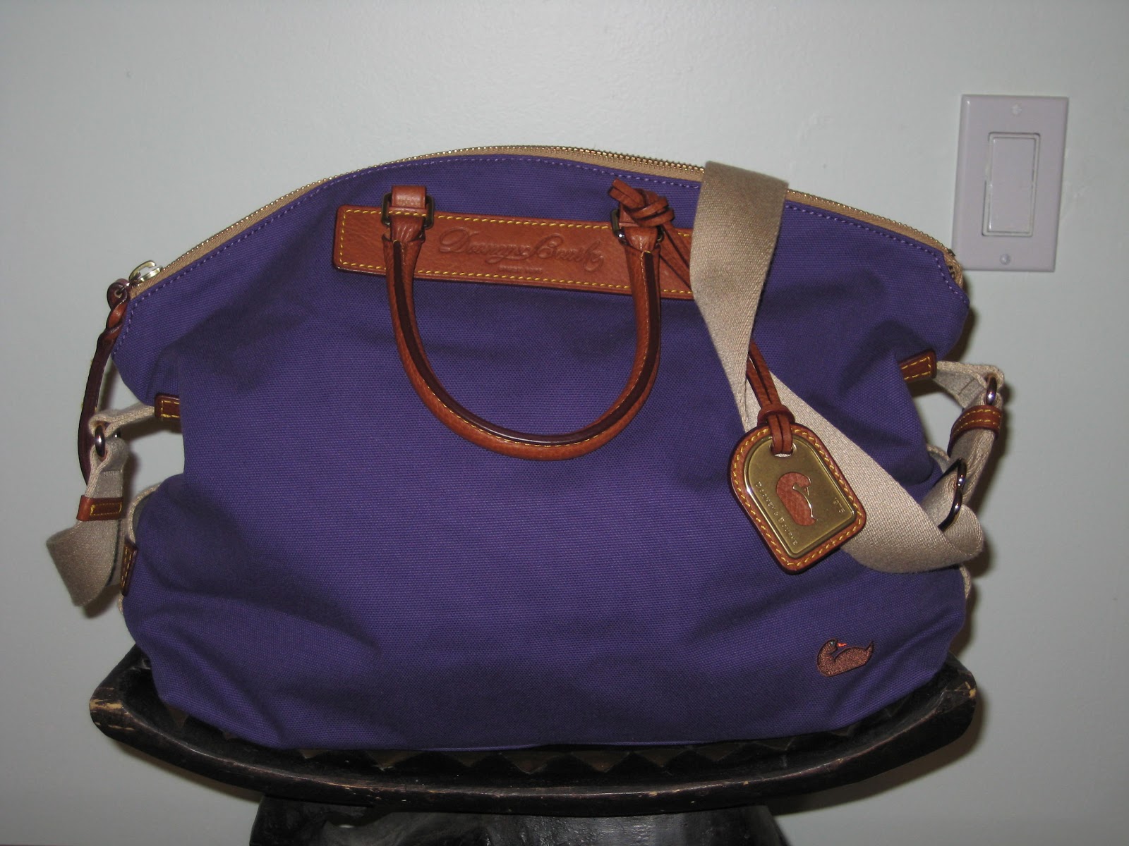 Dooney And Bourke Outlet