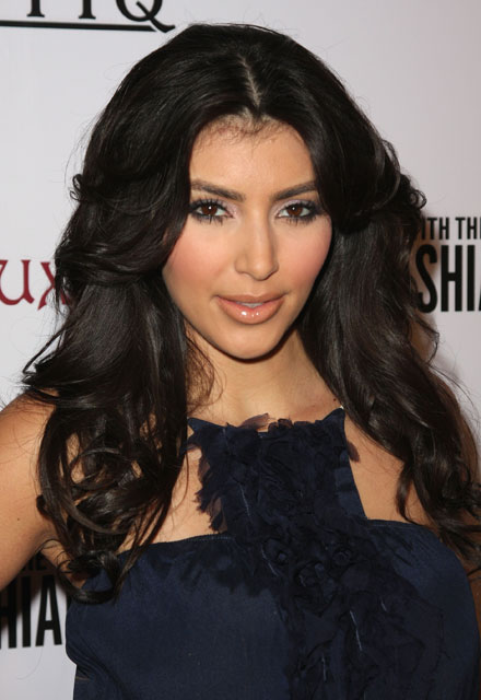 Kim Kardashian Hair Color 2010. kim kardashian hair color 2010