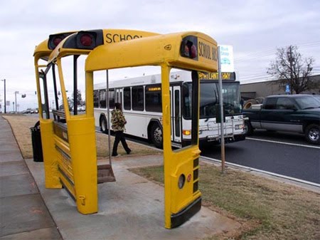 [schoolbus.jpg]