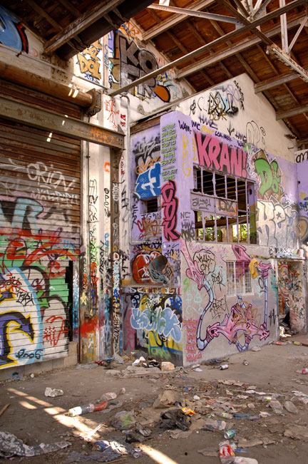 [graffiti13.jpg]