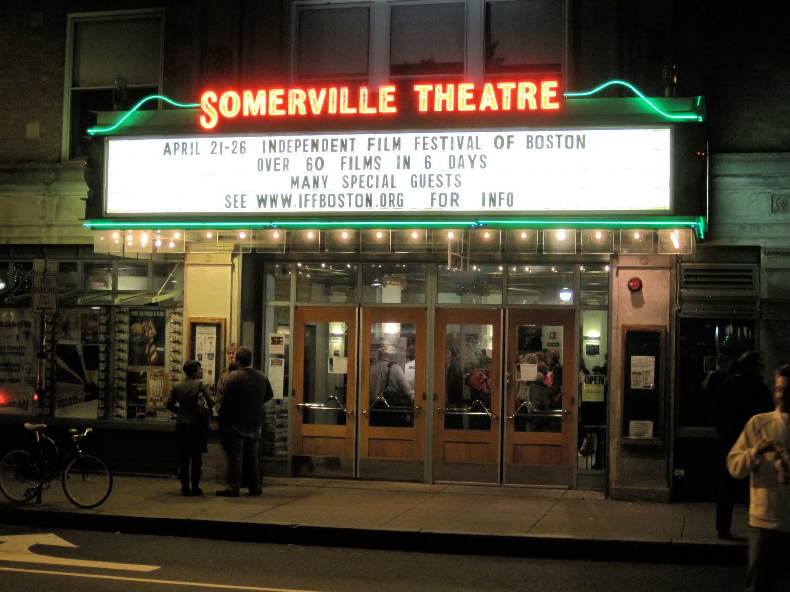 http://2.bp.blogspot.com/_nKS-fEdST_E/S9KWfsgnn4I/AAAAAAAAA8w/9uMOUx_h0qY/s1600/100423-IFFB_Somerville.jpg